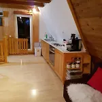 Dunja Chalet, Chalé *