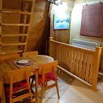 Dunja Chalet, Chalé