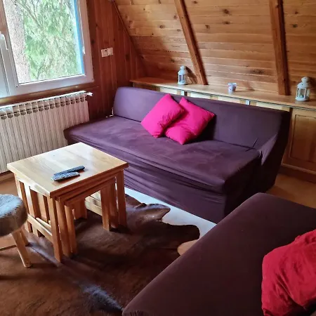 Dunja Chalet, 木屋 亚霍里纳