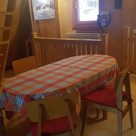 Dunja Chalet, Chalet